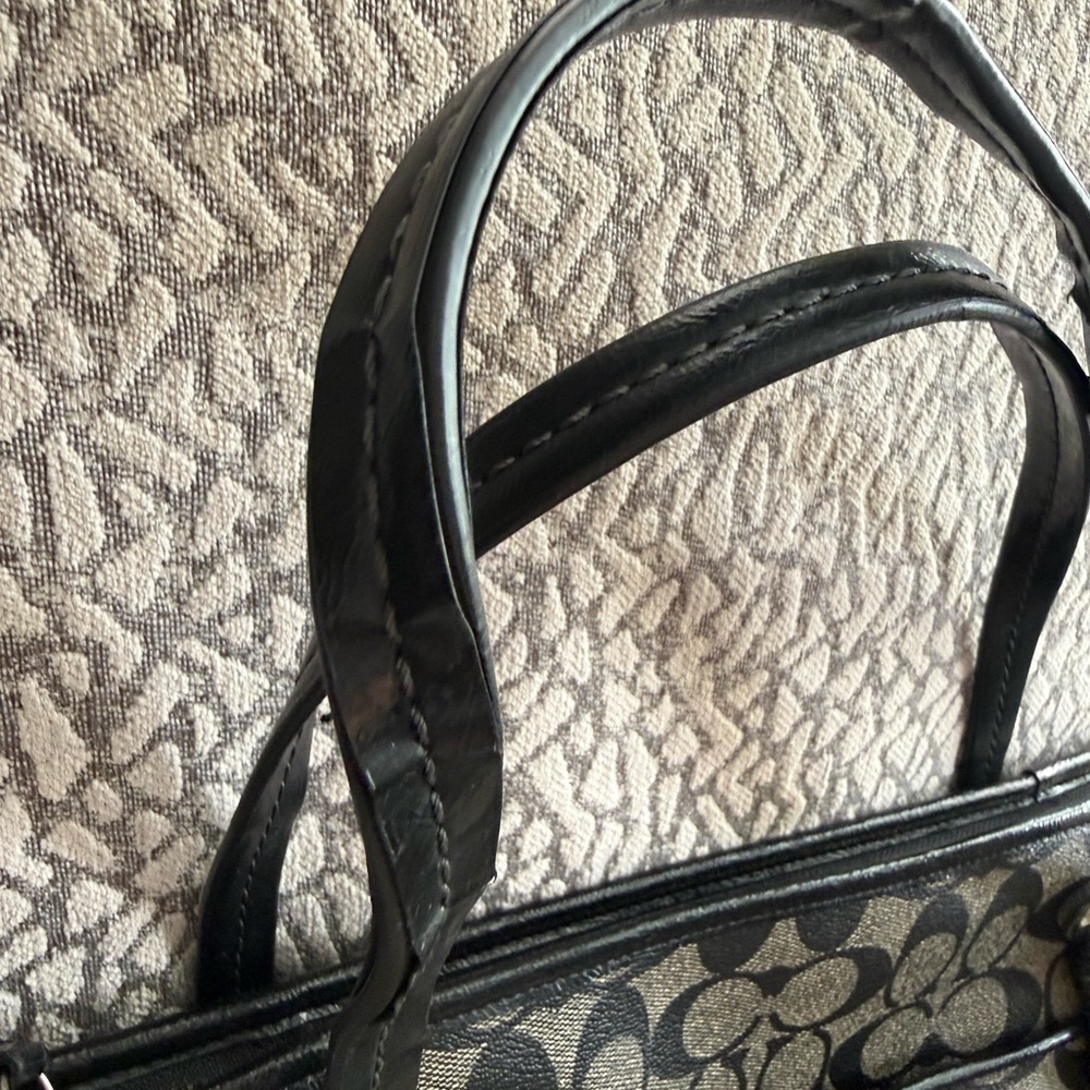 Coach Peyton Signature Pocket Toe Black and Gray - Picture 3 of 5